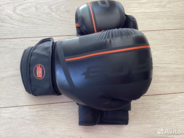 Боксерские перчатки BoyBo B-Series мужские 10 Oz