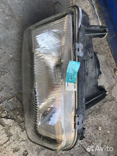 Блок фара R VW passat 88-92 г. выпуска 357 941 018