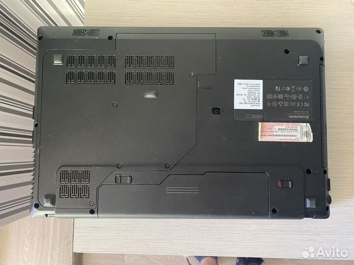 Офисный ноутбук Lenovo G575