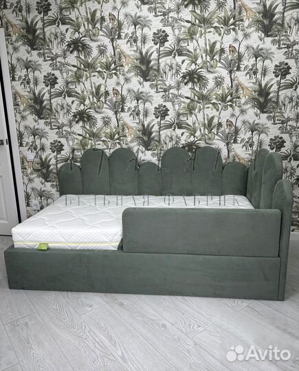 Детская кровать с мягкими бортиками/Без предоплаты