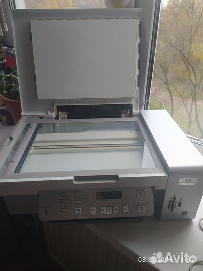 Цветной лазерный принтер мфу б/у