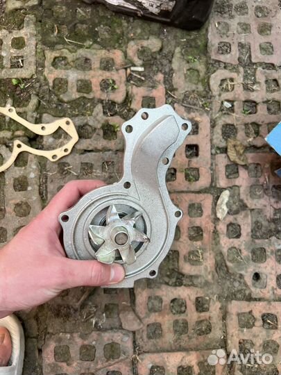 Водяной насос VW transporter T4