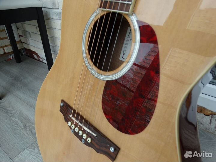 Гитара электроакустическая (трансакустическая)