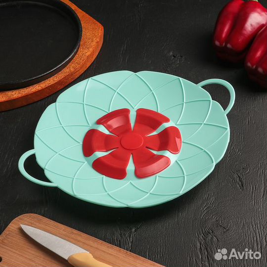 Силиконовая крышка-невыкипайка Доляна «Актеон», d2