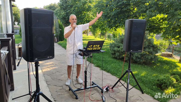 Услуги певца