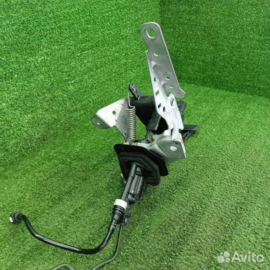Педаль сцепления Ford Focus 2 2007 1553972