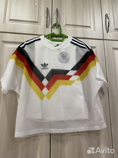 Футболка женская