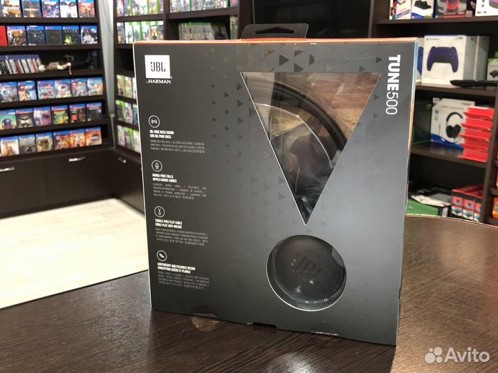 Гарнитура JBL Tune 500