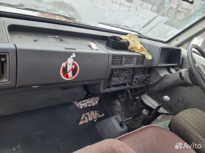 Mazda Bongo Brawny бортовой, 1992