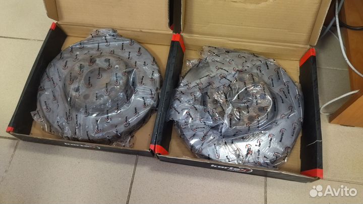 Диски тормозные VAG 1K0615301AA б/у и колодки