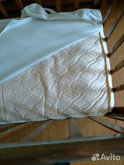 Кроватка детская