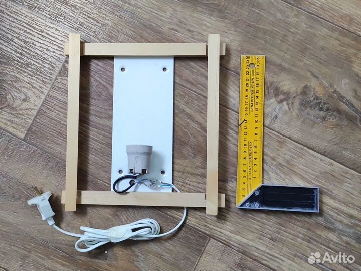 Светильник настенный