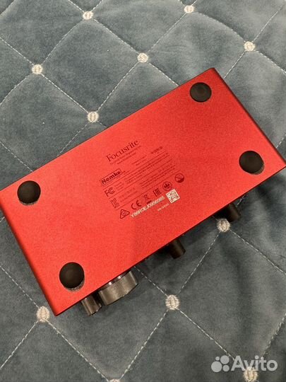 Звуковая карта Focusrite Scarlett 2i2 3rd Gen
