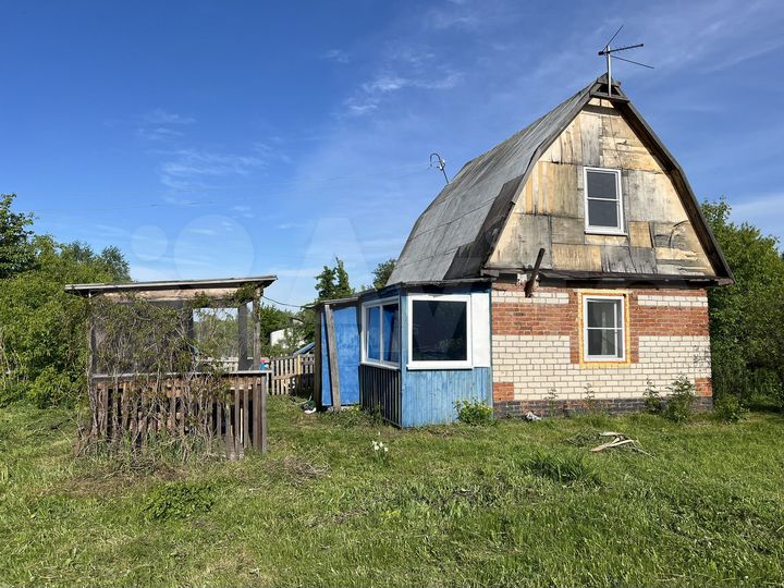 Дача 30 м² на участке 10 сот.