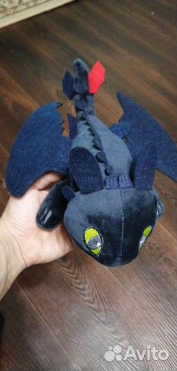 Беззубик дракон