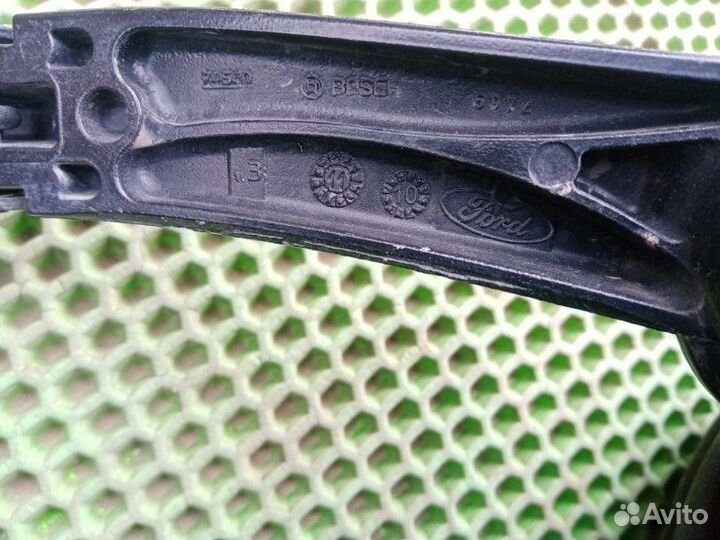 Поводок дворника Ford Focus 3 pnda 2012