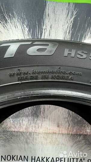 Kumho Ecsta HS51 215/55 R17 94V