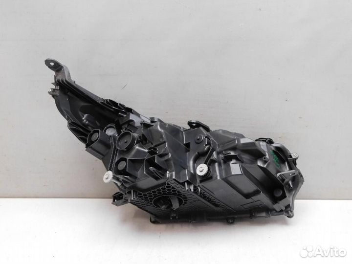 Фара левая Lexus NX200/NX200t/NX300/NX300h
