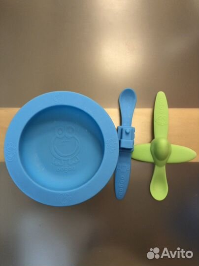Детская силиконова посуда. Oogaa. Поезд и самолет