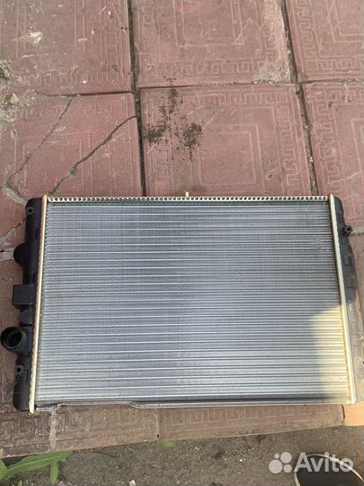 Радиатор охлаждения на volkswagen,audi, skoda