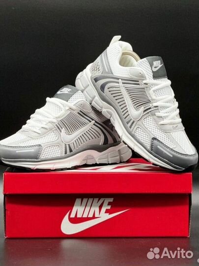 Кроссовки nike air zoom vomero 5