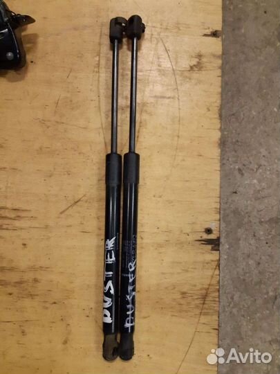 Амортизаторы багажника Renault Duster