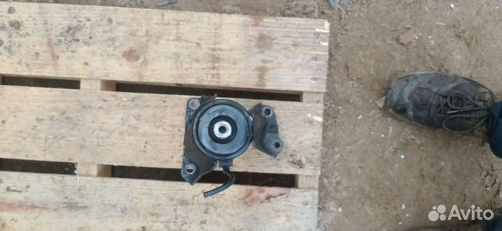 Подушка двигателя Nissan Murano Z51