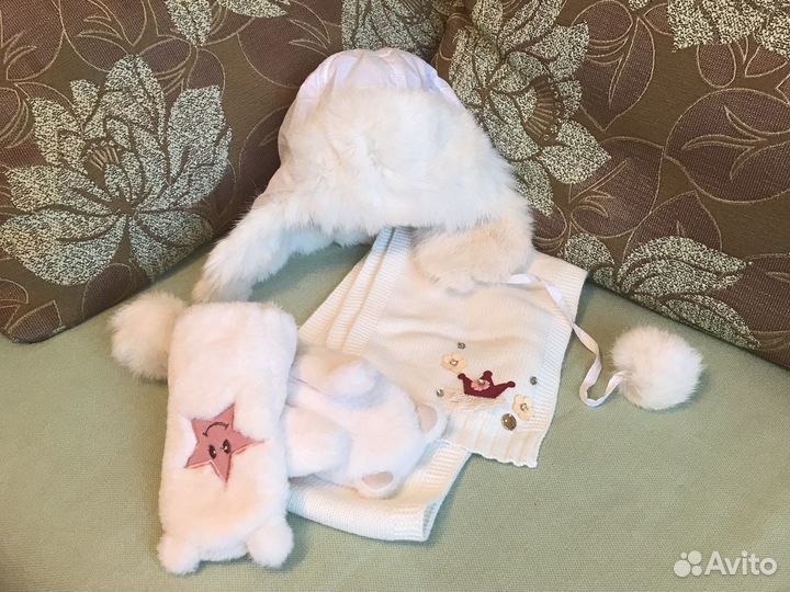 Комплект 3-5 лет шапка, варежки