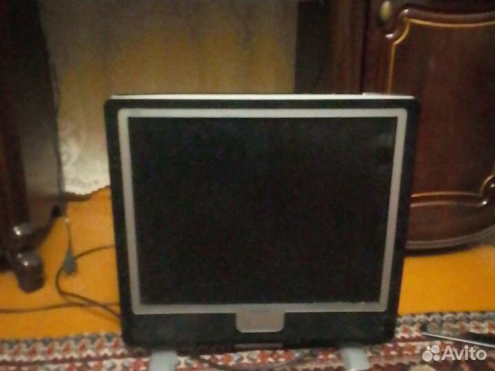 Монитор philips