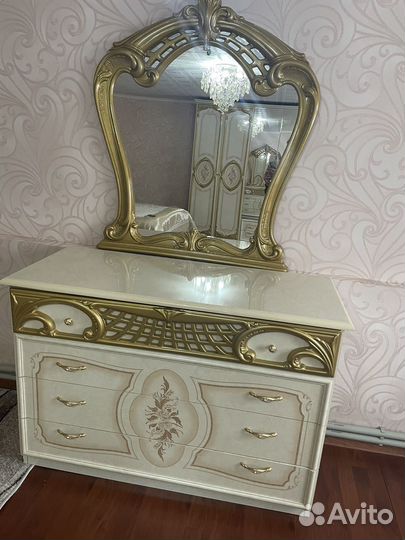 Комплект спальни