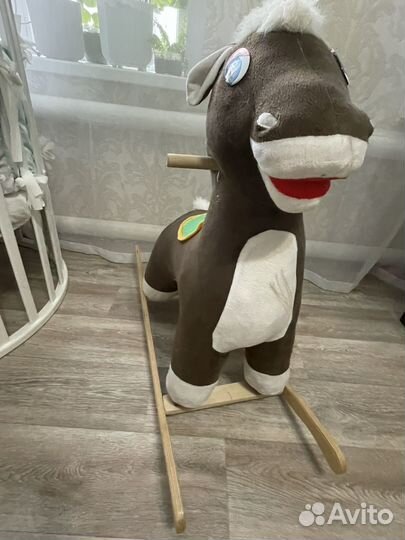 Лошадь качалка