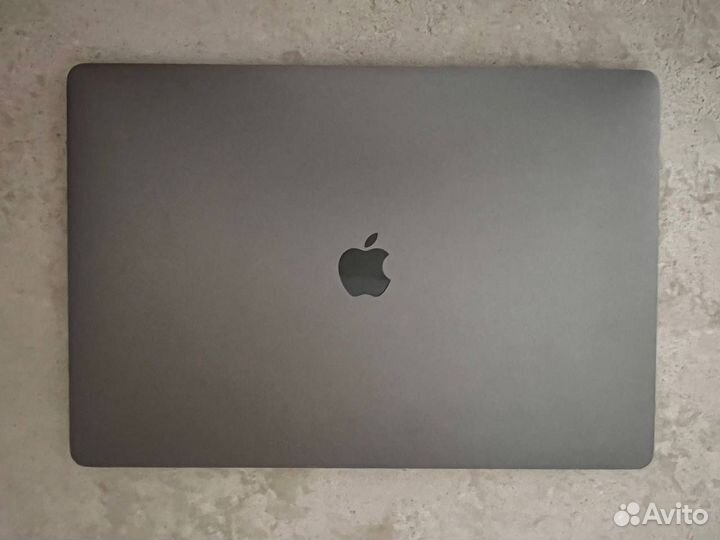 Apple MacBook Pro 16 2 tb