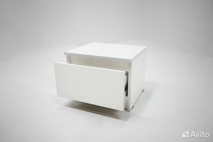Тумба прикроватная новая современная
