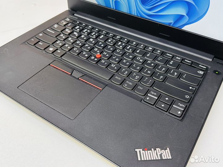 Ноутбук 14 Lenovo Core i3