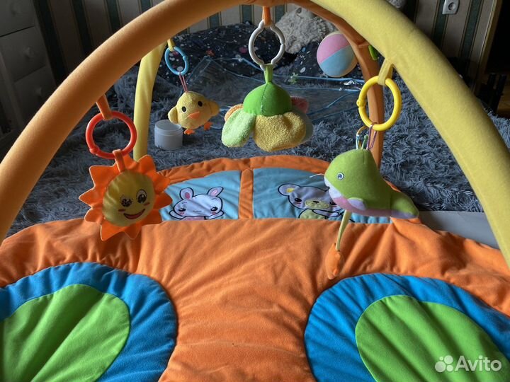 Развивающий коврик