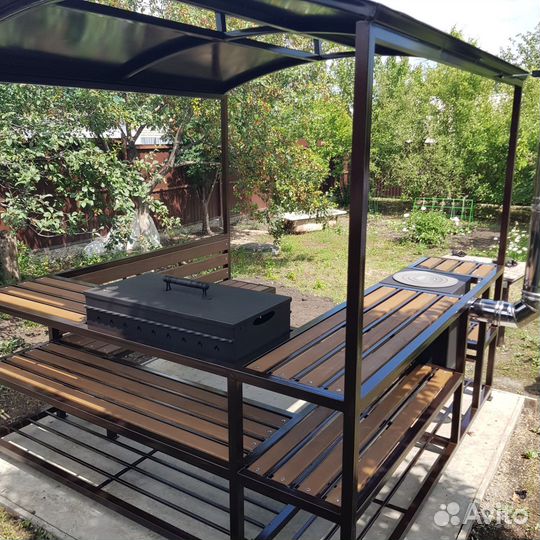 Беседка с мангалом и печью для казана