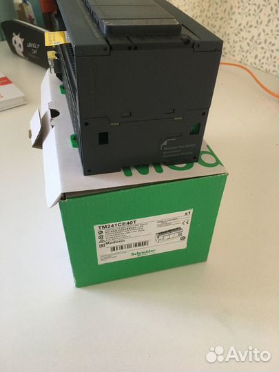 Логический контроллер SchneiderElectric tm241ce40t