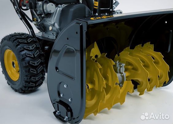 Снегоуборщик champion BS ST1170