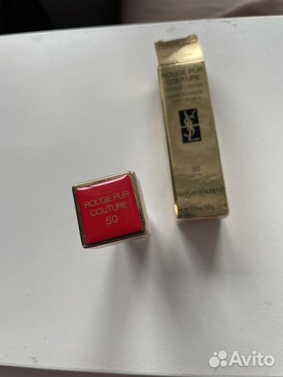 Помада Ives Saint Lauren