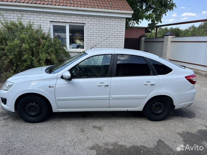 LADA Granta 1.6 МТ, 2015, 139 000 км