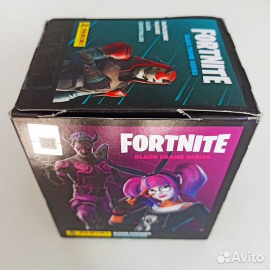 Panini Fortnite: Black frame series - Блок наклеек