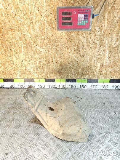 Экран тепловой Ford Focus 2005-2008