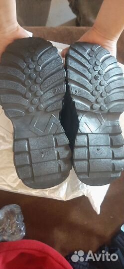 Кроссовки moocie для девочек новые