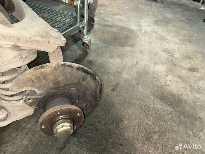 Балка подвески передняя Газ Волга 3102 EDZ 2.4L