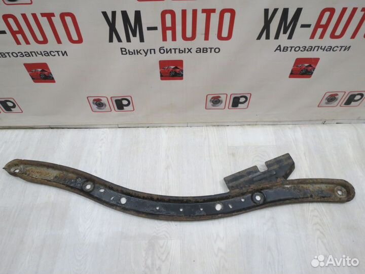 Балка поперечная Ford Focus 3