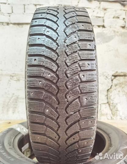 Bridgestone Blizzak Spike-01 185/65 R15 88T