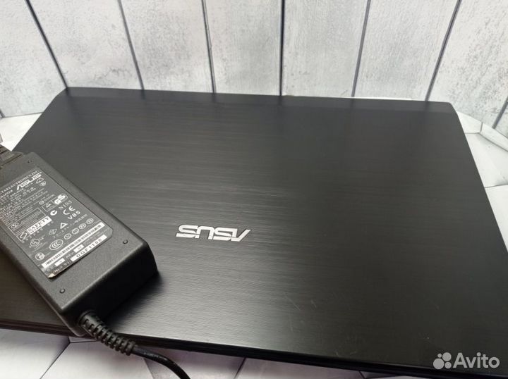 Ноутбук Asus K53SJ Core I5/4Gb