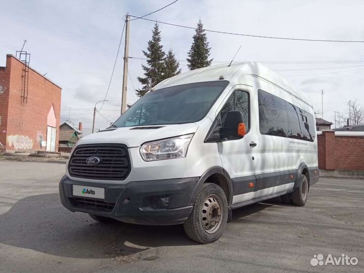 Ford Transit микроавтобус, 2015