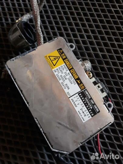 Тойота Блок ксенон Lexus Toyota 2003-08