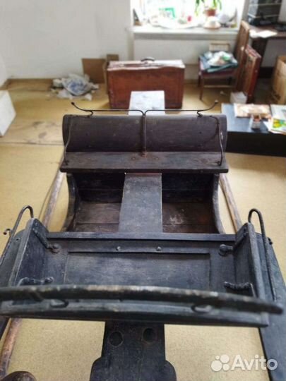 Старинная бричка линейка